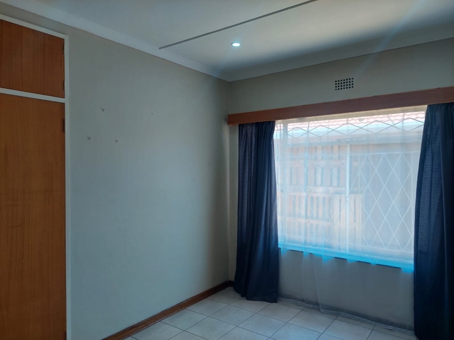 4 Bedroom Property for Sale in El Toro Park Northern Cape